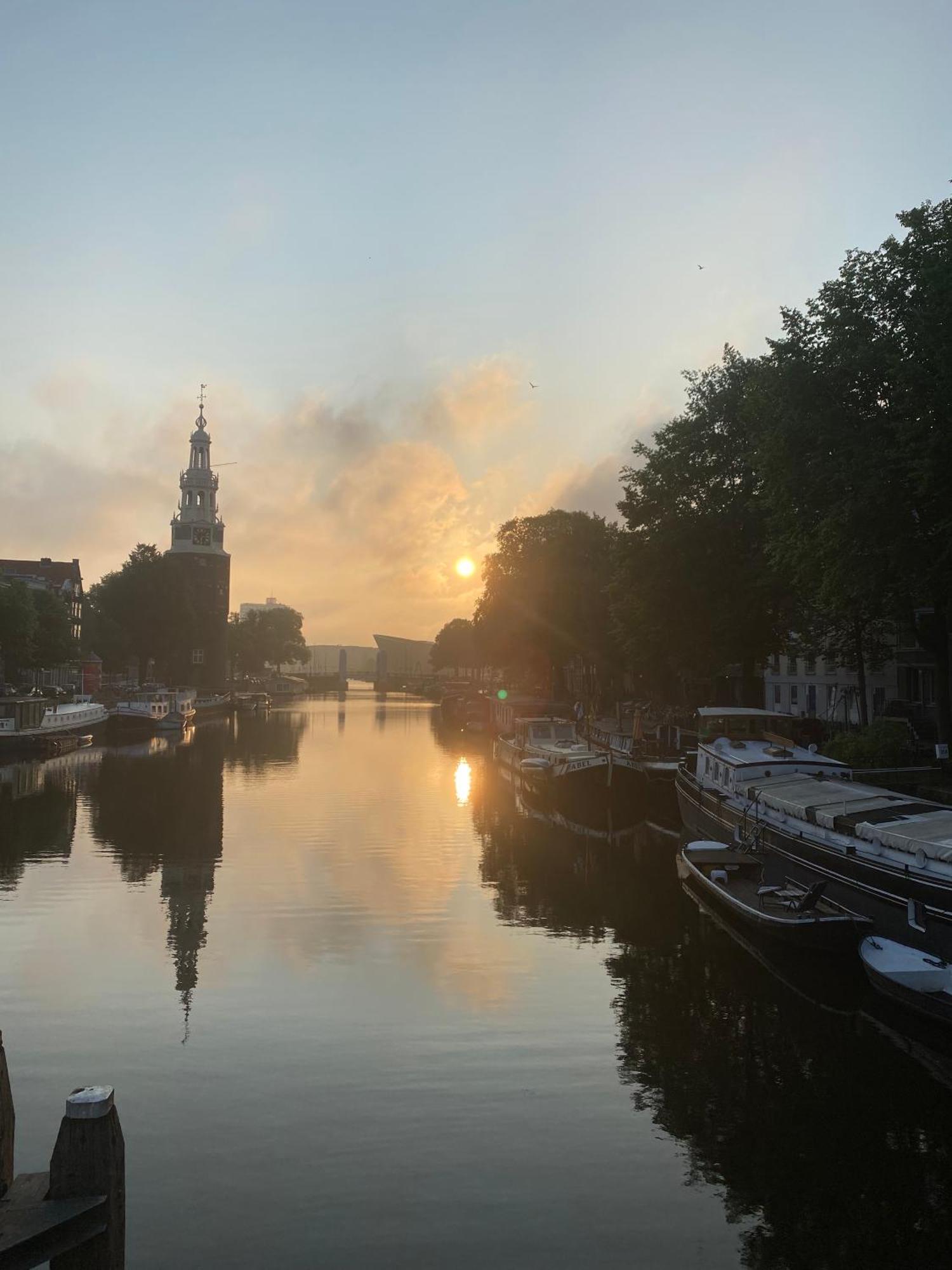 Amsterdam Center - Houseboat B&B By Captain Ricard מראה חיצוני תמונה